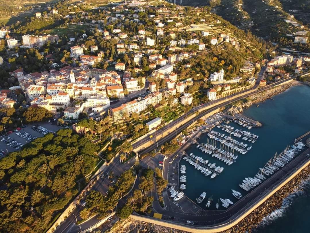 La Terrazza Bed & Breakfast Bordighera Exterior photo